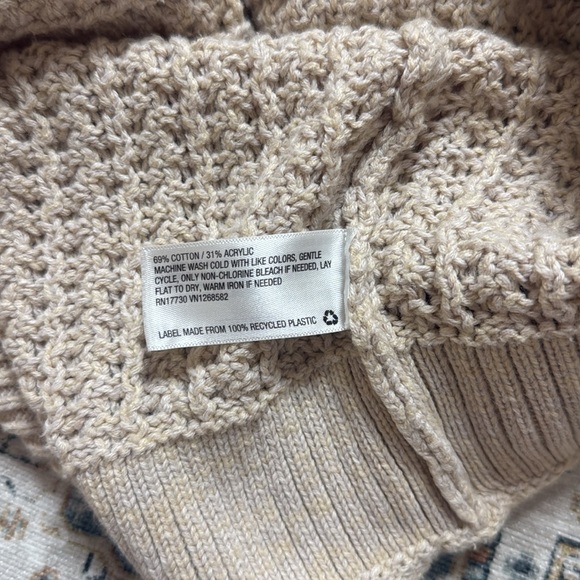 Universal Thread Sweater - Picture 3 of 3